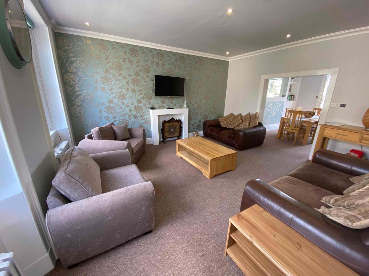Bath Roof Terrace Apartment, City Centre, Sleeps Up To 8 Exteriör bild