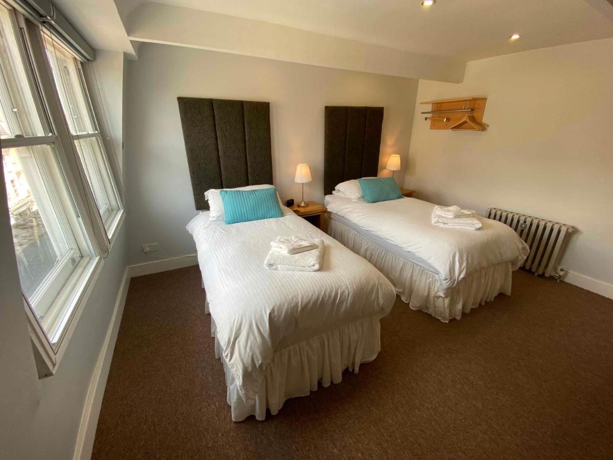 Bath Roof Terrace Apartment, City Centre, Sleeps Up To 8 Exteriör bild